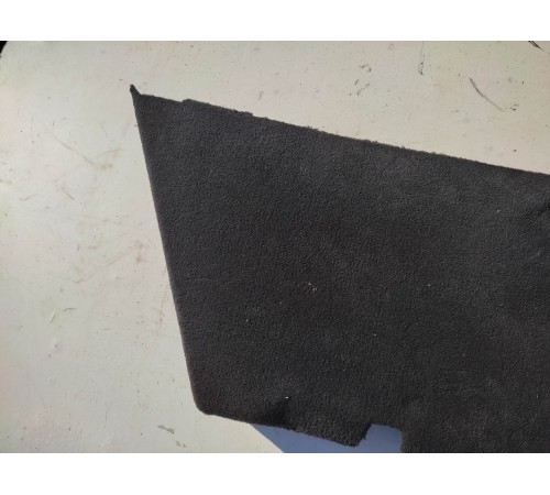 Обшивка багажника левая