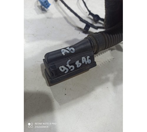 Электропроводка двери (передняя правая)