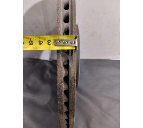 Тормозной диск(задний правый)