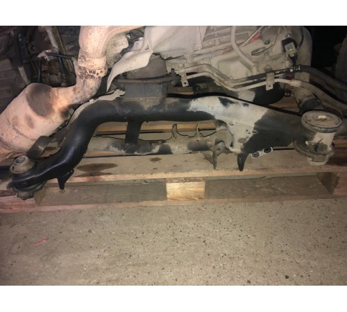 Балка подмоторная