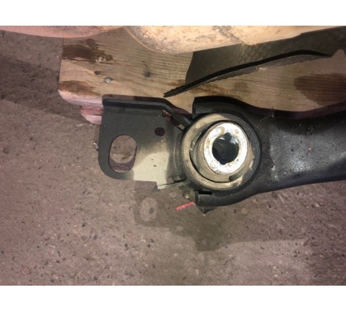 Балка подмоторная