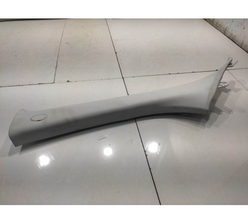 Обшивка стойки (передняя, левая)