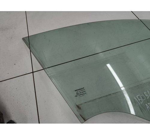 Стекло двери переднее правое