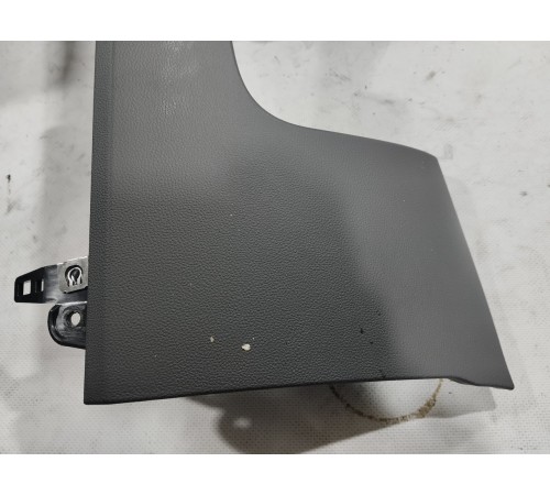 Накладка торпедо нижняя левая