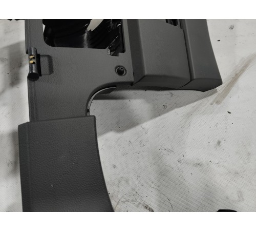 Накладка торпедо нижняя левая