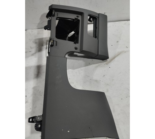 Накладка торпедо нижняя левая