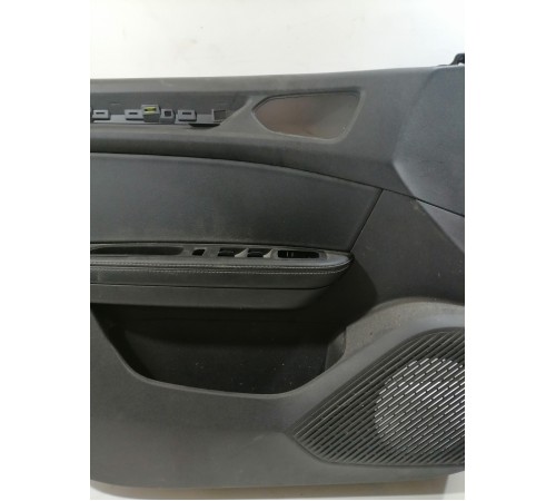 Обшивка передняя левая