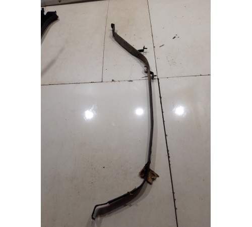 Кронштейн топливного бака