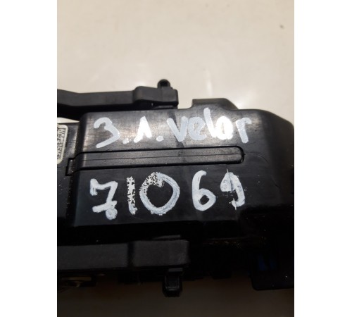 Ручка двери (задняя, левая)