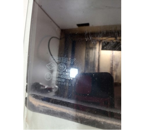 Стекло двери заднее правое