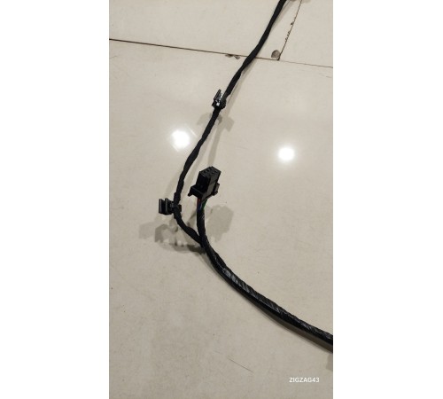 Электропроводка обшивки двери (передняя правая)