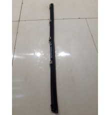 Внутренняя резинка стекла задней правой двери