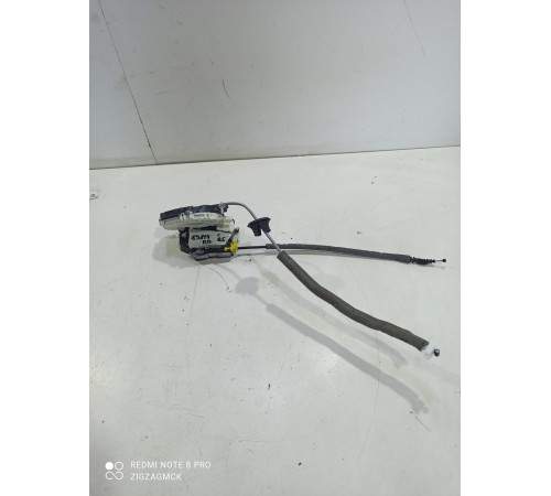 Замок двери (передний правый)