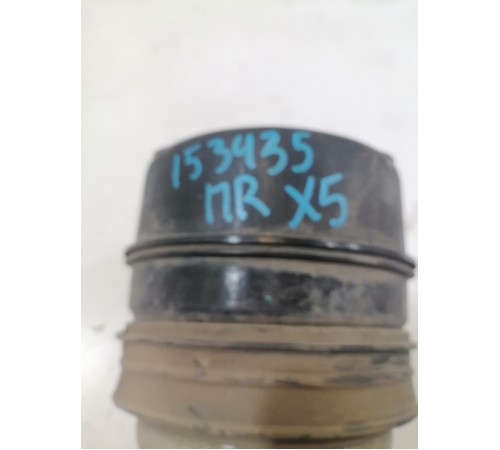 Амортизатор подвески передний правый в сборе