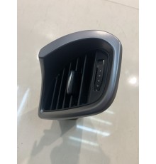 Воздушный дефлектор (передний, правый)