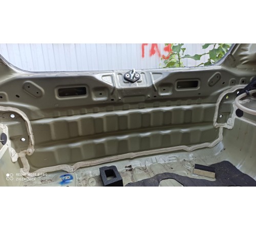 Задняя панель