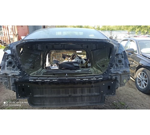 Задняя панель