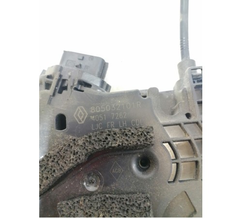 Замок двери передний левый