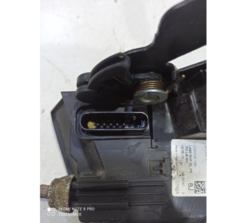 Замок двери (передний правый)