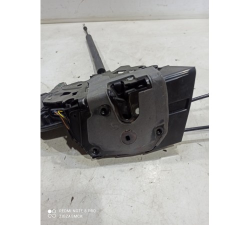 Замок двери (передний правый)