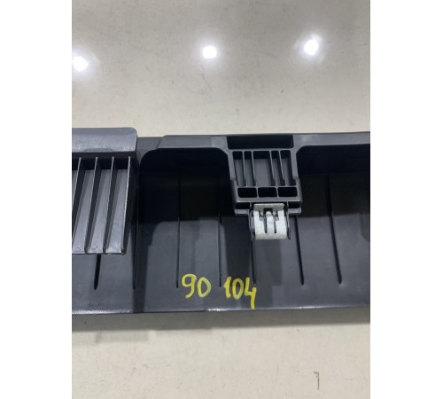 Накладка порога (передняя правая)