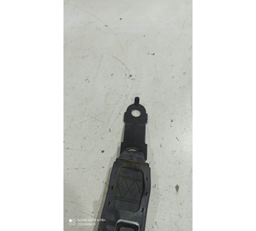 Ремень безопасности (передний правый)