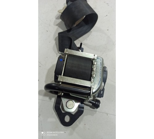 Ремень безопасности (передний правый)