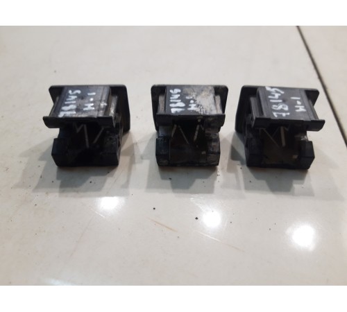 Комплект кронштейнов фары(3 шт.)