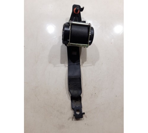 Ремень безопасности (задний центральный)