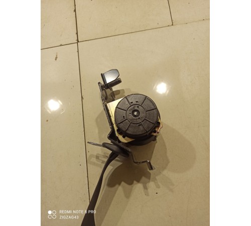 Ремень безопасности (задний, левый)