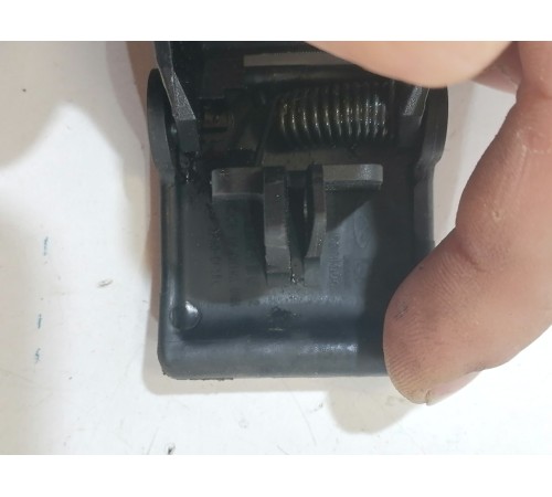 Ручка открывания капота