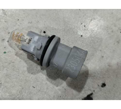 Плафон внутреннего освещения салона 