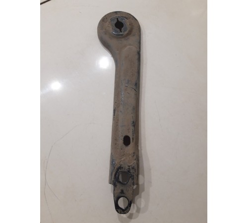 Рычаг подвески(задний правый)