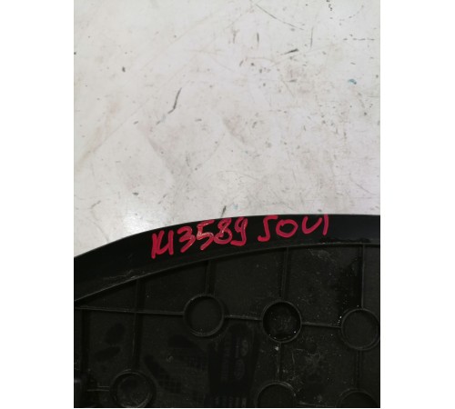 Накладка центральной консоли левая