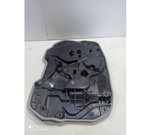 Обшивка (пластик) двери передняя правая