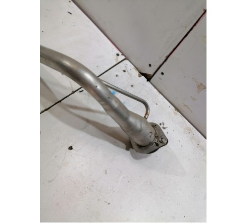 Горловина топливного бака