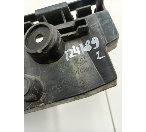 Кронштейн заднего бампера левый