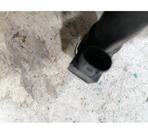 Выпускная трубка воздушного фильтра в сборе