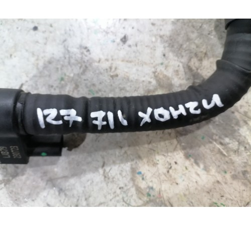 Выпускная трубка воздушного фильтра в сборе