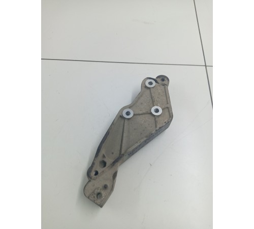 Кронштейн редуктора