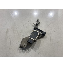 Датчик положения кузова (передний правый)