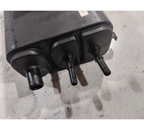 Абсорбер топливной системы