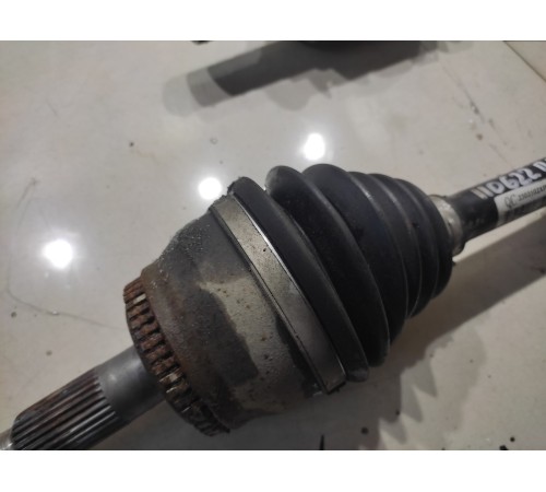 Привод (полуось) передний левый