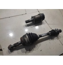 Привод (полуось) передний левый