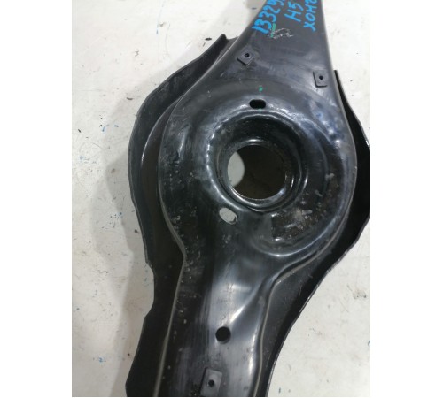 Рычаг задний нижний левый