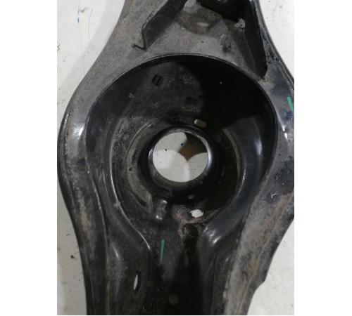 Рычаг задний нижний левый