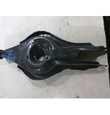 Рычаг задний нижний левый