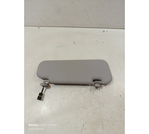 Козырек солнцезащитный левый