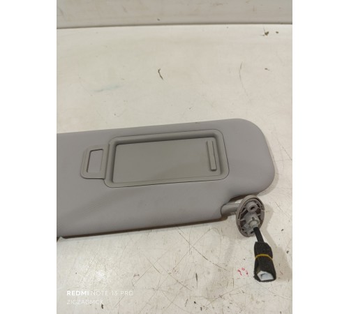 Козырек солнцезащитный левый