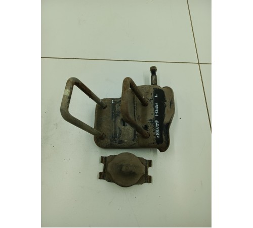 Комплект скоб крепления рессоры задний левый